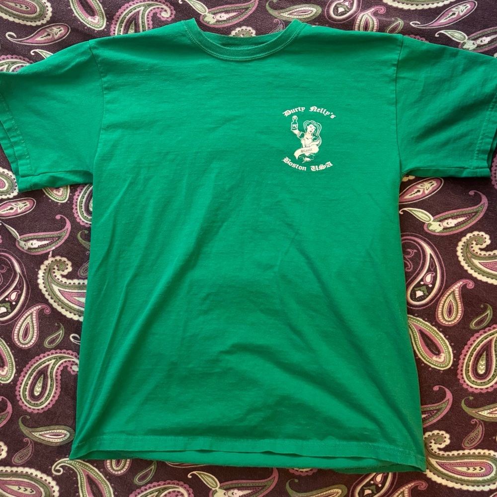 Durty Nelly's Boston Slainte Green T-Shirt Bar Souvenir Size Medium Short Sleeve